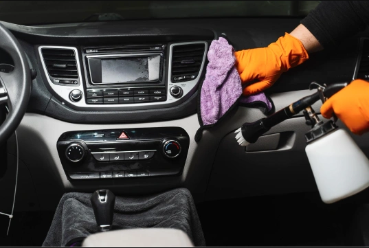 Higienização Interna automotiva - VTR Studio Car